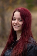 Autorenfoto_-_Jacqueline_Mayerhofer_(2019)